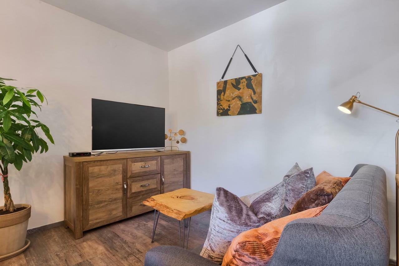 Apartment Olga Póla Kültér fotó